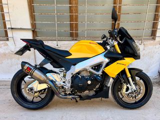 Aprilia Tuono 2011 Tuono V4R