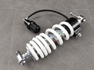 Γνήσιο Πίσω Αμορτισέρ Triumph Tiger Sport 660 OEM T2053040 με Ρύθμιση Preload – 6.000 km