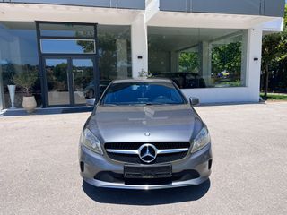 Mercedes-Benz A 180 2017 URBAN-thumb-2