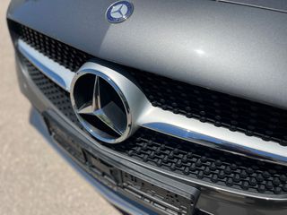 Mercedes-Benz A 180 2017 URBAN-thumb-16