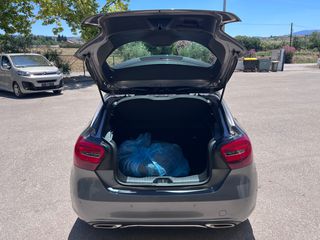 Mercedes-Benz A 180 2017 URBAN-thumb-21