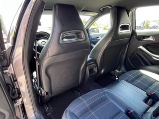 Mercedes-Benz A 180 2017 URBAN-thumb-35