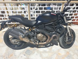 Ducati Monster 821 2016 Dark