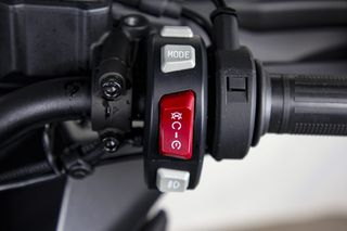 Voge SR450Χ 2026 Διαθεσιμο τελος Σεπτεμβριου-thumb-15