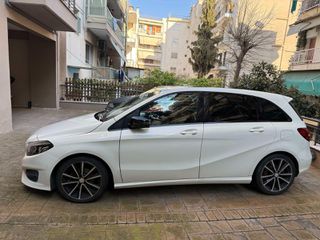 Mercedes-Benz B 180 2016 Blue EFFICIENCY Sports Tourer / URBAN Night Packet