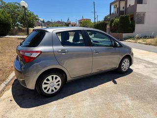 Toyota Yaris 2020 1.5 HYBRID ACTIVE-thumb-16