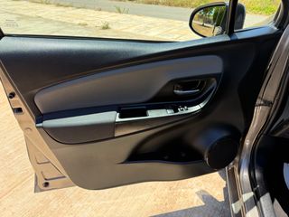 Toyota Yaris 2020 1.5 HYBRID ACTIVE-thumb-30