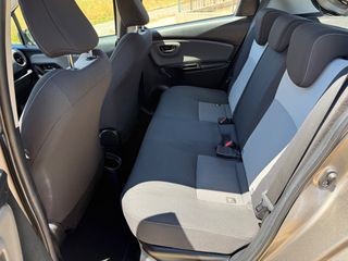 Toyota Yaris 2020 1.5 HYBRID ACTIVE-thumb-31