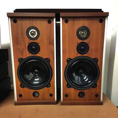 Bowers & Wilkins DM4 (1976) Βρετανικά Vintage Ηχεία Monitor 3 Δρόμων, με τις Γνήσιες Σήτες τους