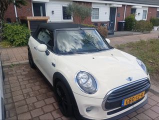 Mini Cooper D 2017-thumb-4