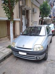 Renault Clio 2001