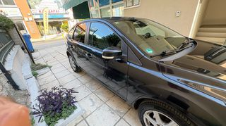 Ford Focus 2010-thumb-5
