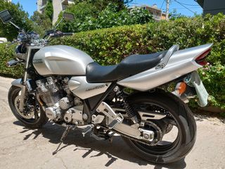 Yamaha XJR 1300 2000-thumb-1