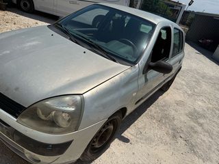 Renault Clio 2004-thumb-4