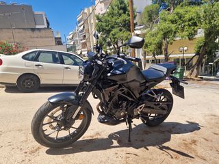 Honda CB 300 2023-thumb-2