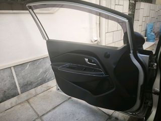 Kia Rio 2012-thumb-13