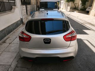 Kia Rio 2012-thumb-18