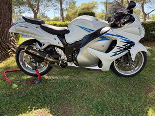 Suzuki GSXR 1300 Hayabusa 2009-thumb-1