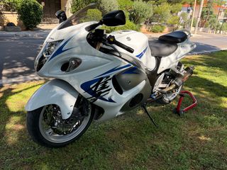 Suzuki GSXR 1300 Hayabusa 2009-thumb-3