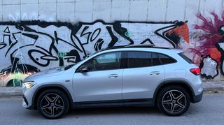 Mercedes-Benz GLA 250 2021 • AMG - PANORAMA - ΑΜΒΙΕΝΤ - NIGHT PACKET - GARANTIE•-thumb-2