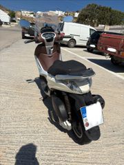 Piaggio Beverly 300 2015-thumb-2
