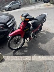 Modenas Kriss II 2004