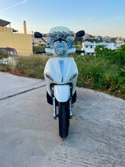 Piaggio Beverly 300i 2015-thumb-6