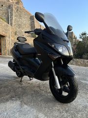 Piaggio XEvo 250 2015-thumb-11