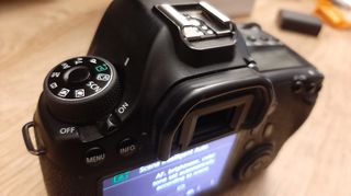 CANON EOS 6D με extras-thumb-3