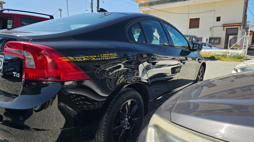 Volvo S60 2011 T4 180HP