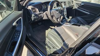 Volvo S60 2013 T4 180HP-thumb-9