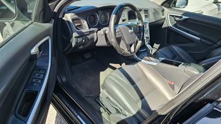 Volvo S60 2013 T4 180HP-thumb-11