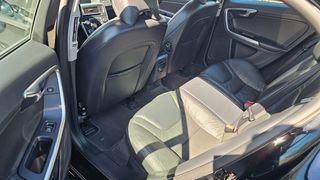 Volvo S60 2013 T4 180HP-thumb-12