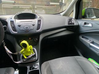 Ford C-Max 2016-thumb-5