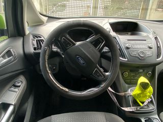 Ford C-Max 2016-thumb-6