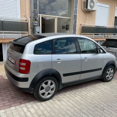 Audi A2 2001-thumb-7