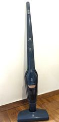 ELECTROLUX ΣΚΟΥΠΑ/ΣΚΟΥΠΑΚΙ ΕΠΑΝΑΦΟΡΤΙΖΟΜΕΝΗ EERC75DB