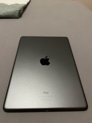 Apple iPad 8ης Γενιάς 32GB Wi-Fi Space Gray + Κουτί & Θήκη