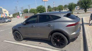 Jaguar E-Pace 2018-thumb-5