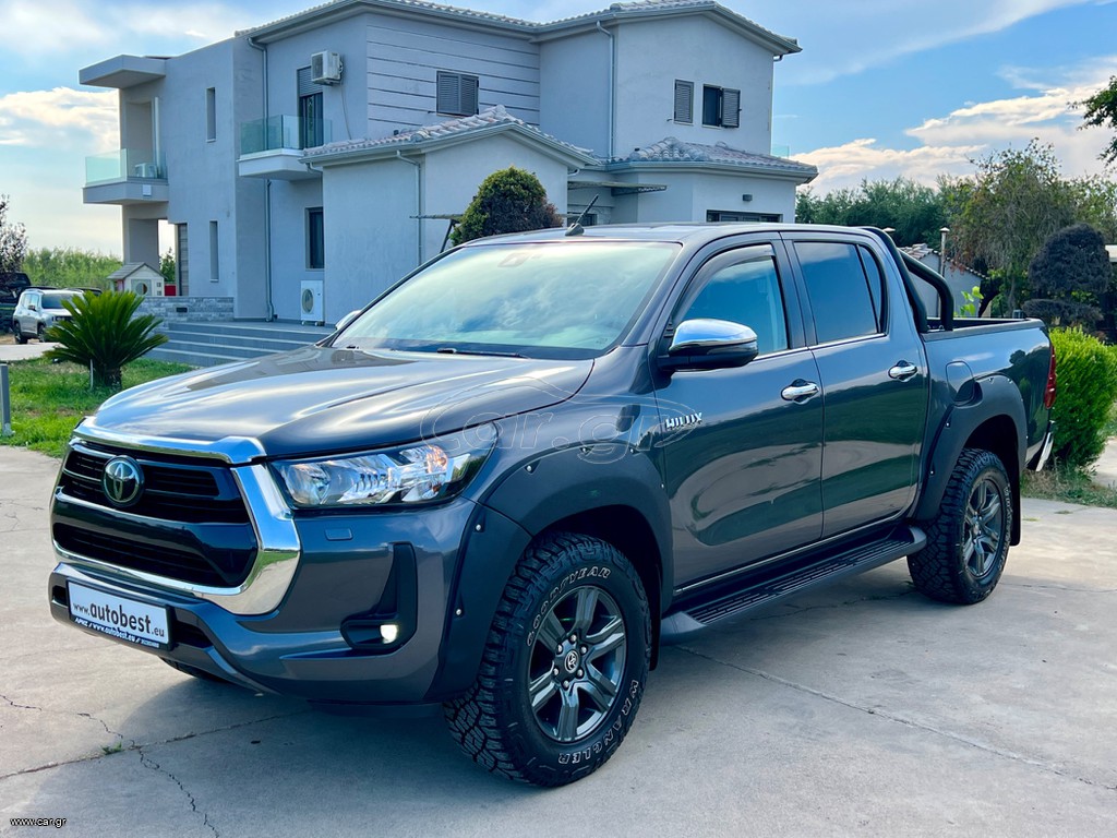 Toyota Hilux 2021 INVINCIBLE