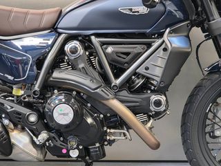 Ducati Scrambler 2025 Nightshift-thumb-3