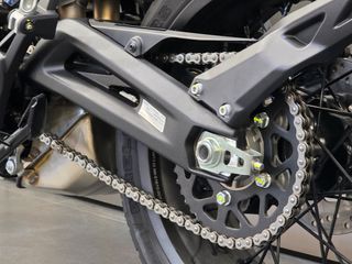 Ducati Scrambler 2025 Nightshift-thumb-22