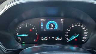 Ford Focus 2022-thumb-34