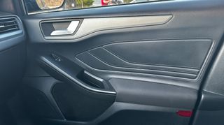 Ford Focus 2022-thumb-44