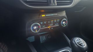 Ford Focus 2022-thumb-54