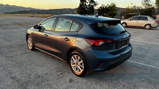 Ford Focus 2022-thumb-12