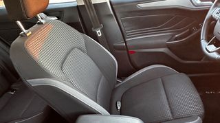 Ford Focus 2022-thumb-23