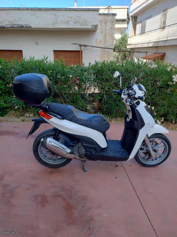 Piaggio Carnaby 300 2013 CARNABY 300 CRUISER