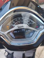 Vespa GTS 300 2024-thumb-4