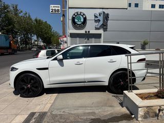 Jaguar F-Pace 2022 D200 Mild- Hybrid R-Dybamic SEAWD-thumb-3